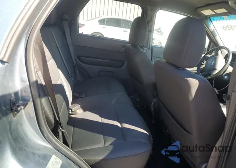2012 Ford Escape Xlt z USA, uszkodzony, nr VIN 1FMCU0DG6CKA46722